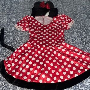 Minnie Mouse Halloween costume